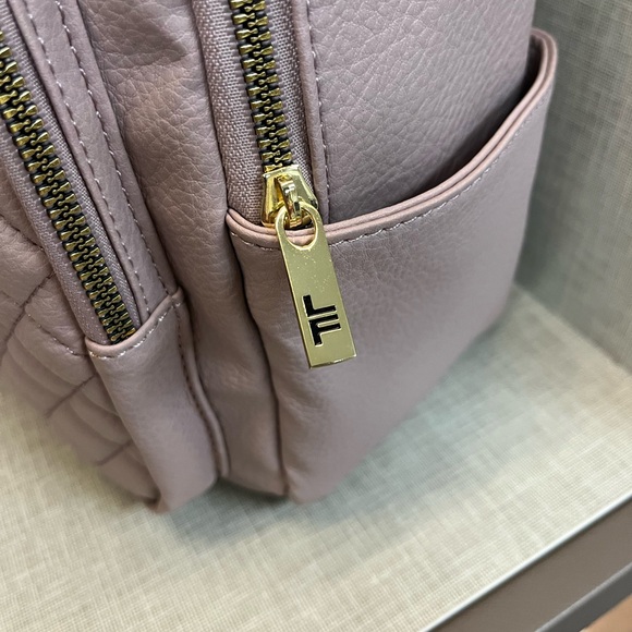 London Fog Dusty Pink Quilted Backpack BNWT - Picture 9 of 11